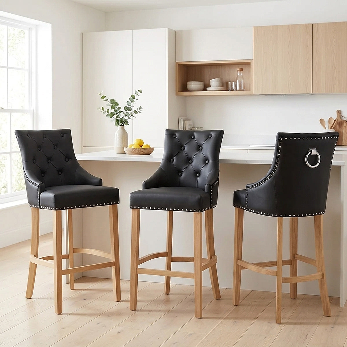 Sgabello Pelle Rigenerata Quercia - Ascot Nero