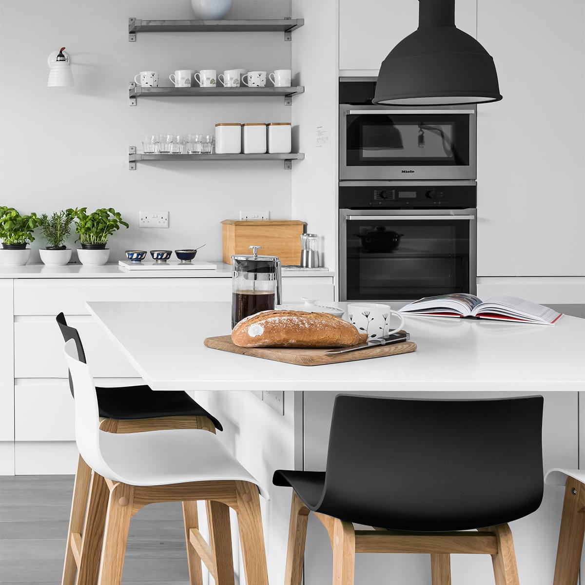 Sgabello Resina Legno - Drift ABS Nero