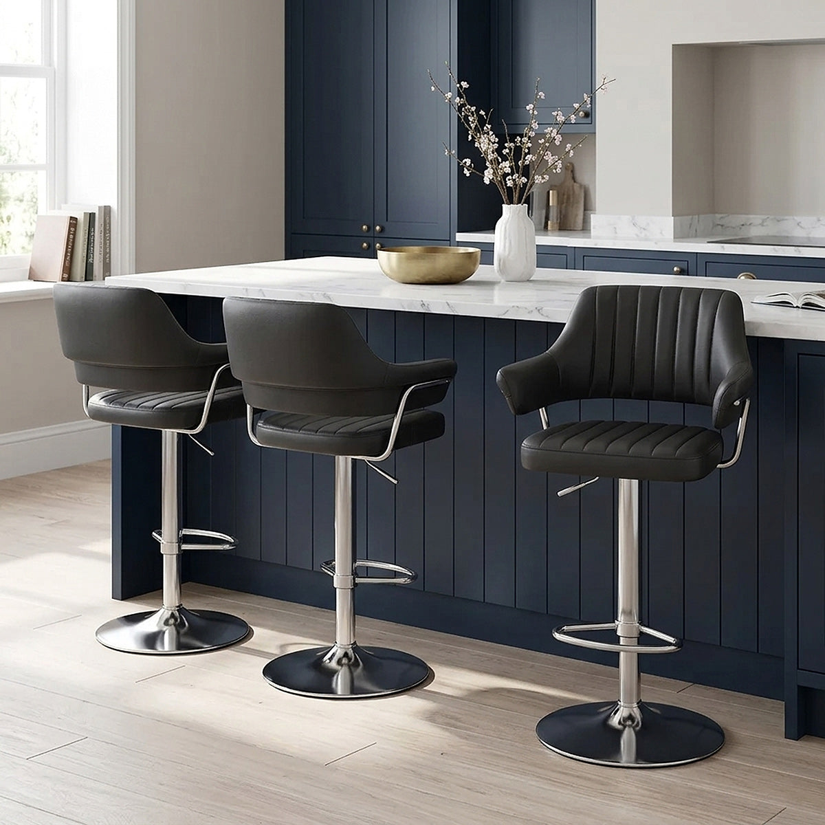 Skyline Brushed PU Schwarz