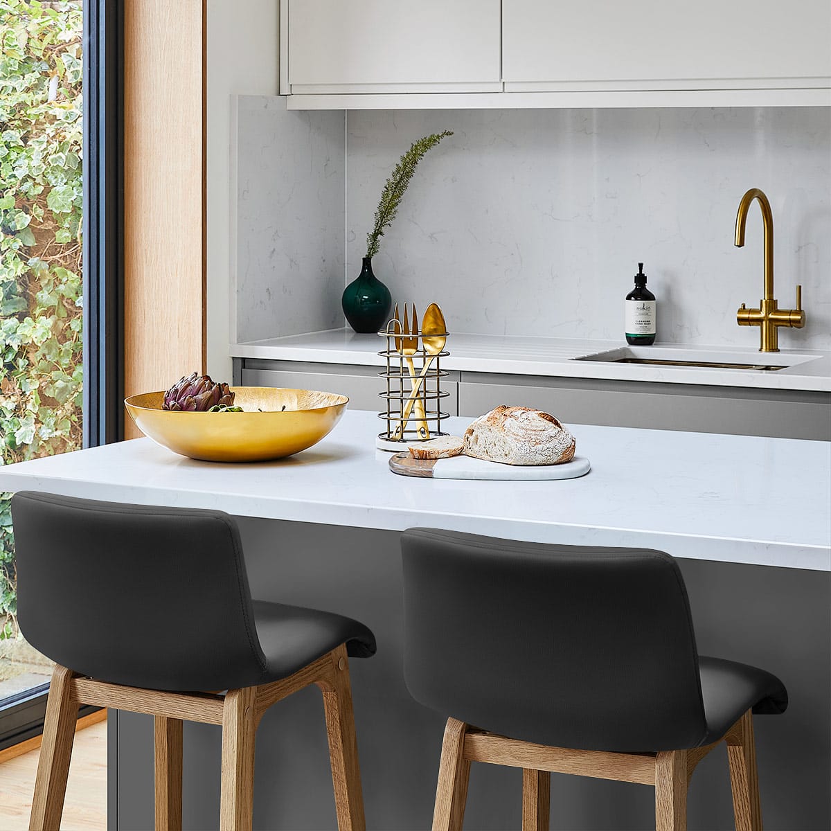 Sgabello Ecopelle Legno - Wave Nero
