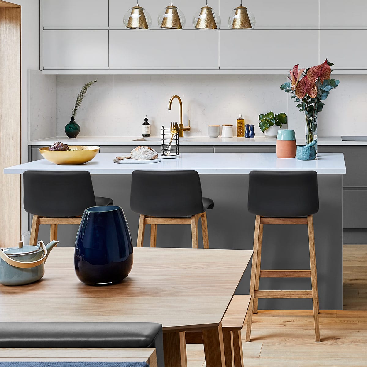 Sgabello Ecopelle Legno - Wave Nero